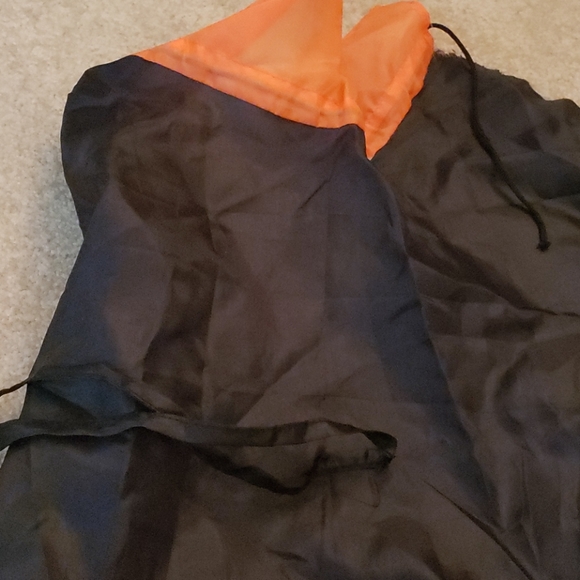 Witch dog costume - Picture 2 of 4